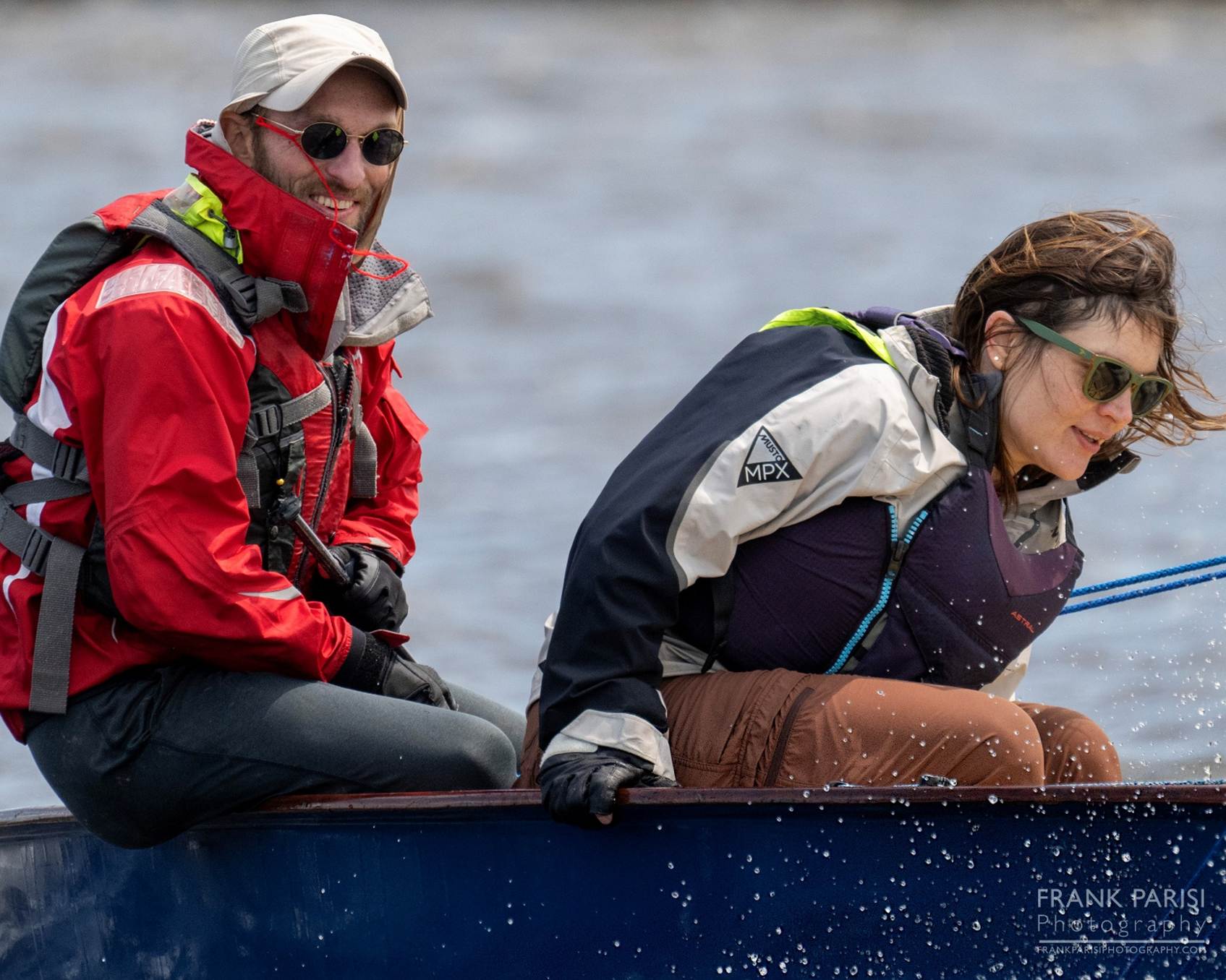 A person and person in a boat

AI-generated content may be incorrect.